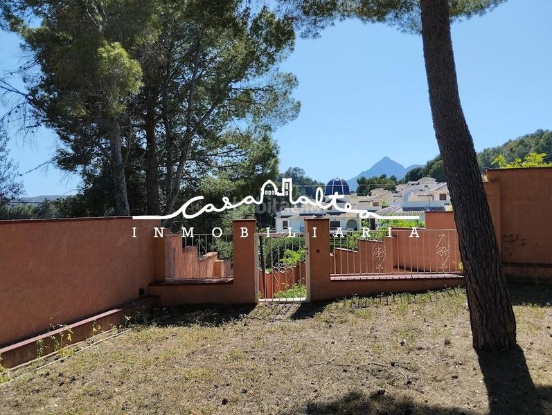 Foto b7fdecd8-27cc-4c53-bed0-963cb70a545c. Masia amb aparcament piscina a Altea la vella Altea