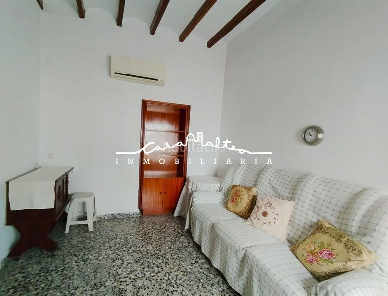 Foto 0430f561-89f2-42d8-9627-bb51700d1e8c. Casa amb aparcament a Casco urbano Polop