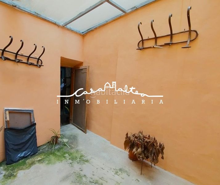Foto 479c0089-c332-47a2-ab07-18eb7fe76d99. Casa amb aparcament a Casco urbano Polop