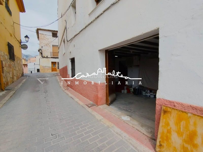Foto c2fb4ad9-b368-497e-8ad8-d6c5b840c403. Casa amb aparcament a Casco urbano Polop