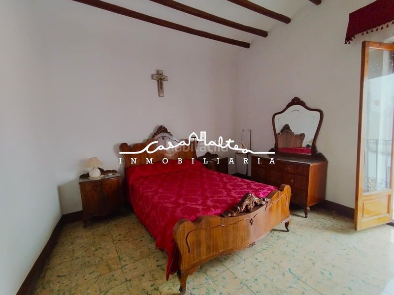 Foto d36910cb-8a74-4cc0-8df6-a0bb08b3d7c7. Casa amb aparcament a Casco urbano Polop