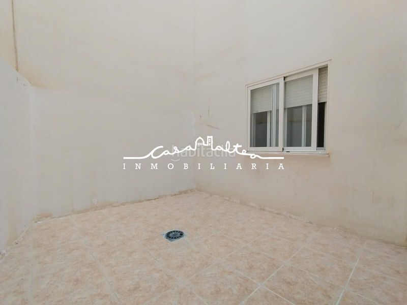 Foto 2f2d4e86-33ff-465f-9ba5-f3fcbaced965. Pis amb aparcament a Altea ciudad Altea