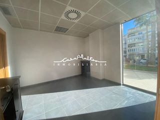 Alquiler Local Comercial  Calle calle callitx. Se alquila gran oficina!