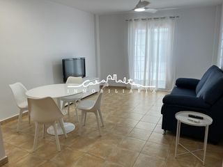 Location Appartement à Calle calle de pont de moncau 28. Se alquila piso cerca del casco antiguo de altea!