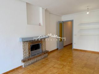 Apartament a Altea Ciudad. En venta planta baja con chimenea en piteres altea