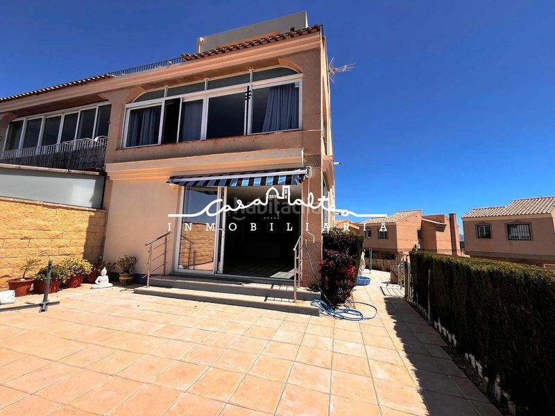 Foto 36659680-7f84-4fab-98fb-0815239c6318. Apartament amb calefacció aparcament piscina a Urbanizaciones Benidorm