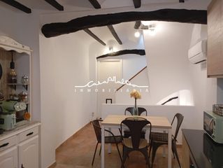 Miete Bauernhof in Callosa d´en Sarrià. Se alquila casa adosada en el pueblo de callosa den sarrià, alqu
