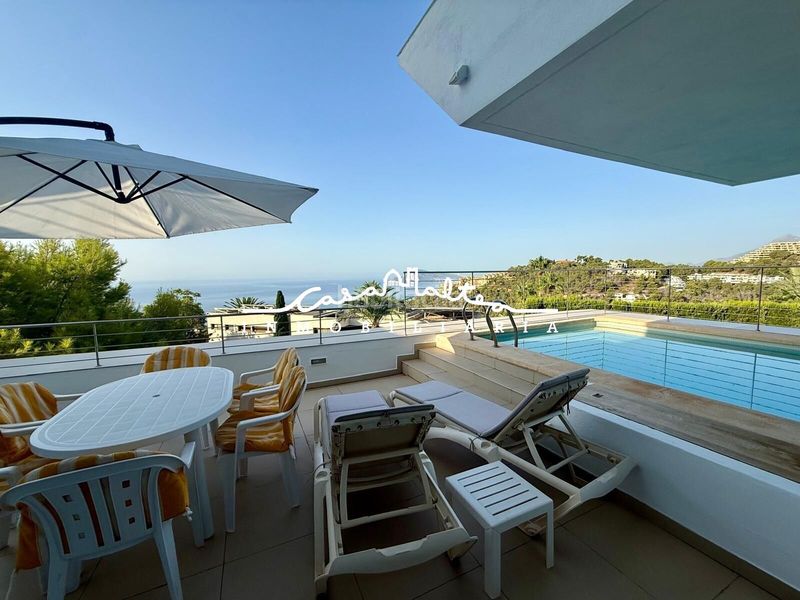 Foto 3ec1b2a2-9342-4e12-8c20-e998a187d58c. Miete chalet mit heizung parking pool in Altea hills Altea