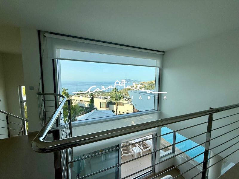 Foto 8eeaed68-be4d-4e69-9f3f-289548e01be8. Miete chalet mit heizung parking pool in Altea hills Altea