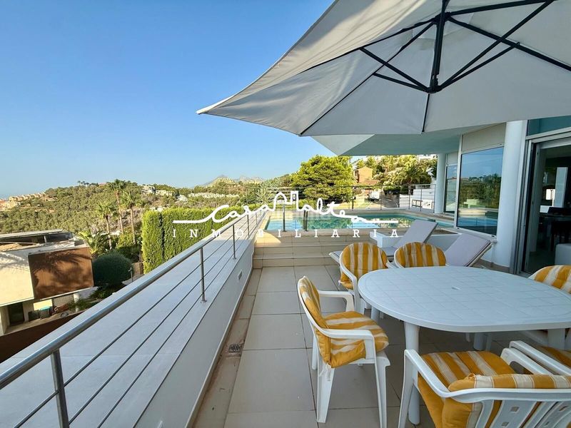Foto b0556173-4946-416b-b38d-145f0dd94915. Miete chalet mit heizung parking pool in Altea hills Altea