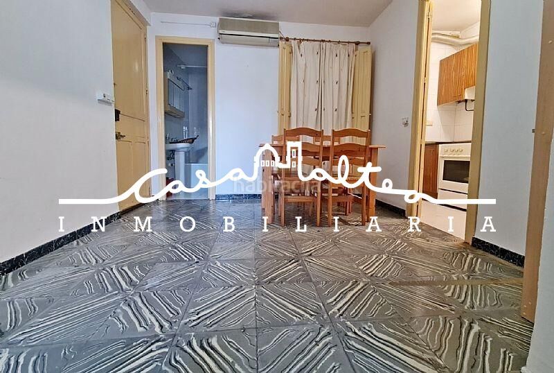 Foto 775a0d6c-3c22-46c2-82db-0042cf067d3f. Apartamento en calle alferez navarro 9 céntrico con trastero en Polop