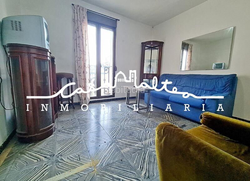 Foto a2eb7113-307a-4c94-8df6-78eeb10a8d14. Apartamento en calle alferez navarro 9 céntrico con trastero en Polop