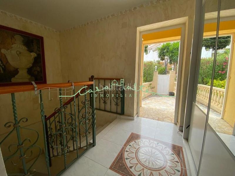 Foto d93e35bc-4498-465c-9b3a-b5269bc51688. Chalet villa en urbanización de la nucia! en Coloma Nucia (la)