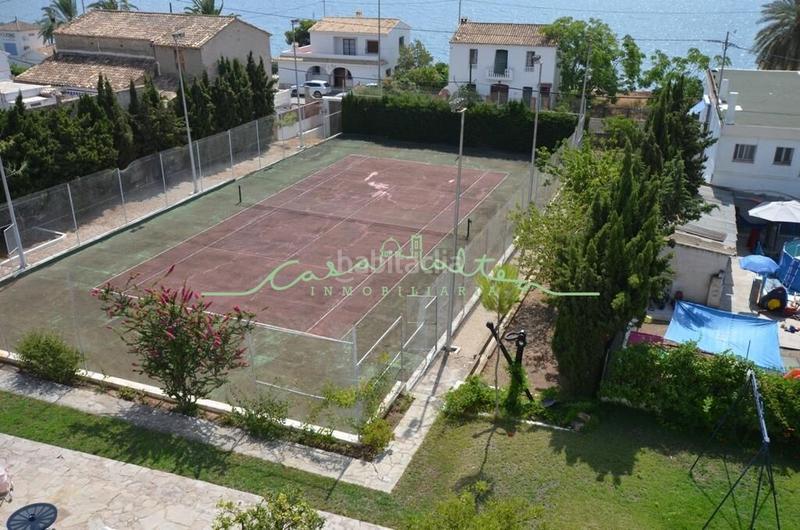 Foto 39f45160-812b-4f7f-aa3d-59446ada3280. Chalet mit parking pool in L´Olla Altea