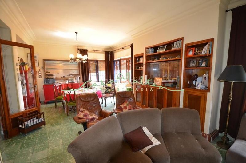 Foto 4e478b25-4118-4098-ad25-2367c6324536. Chalet mit parking pool in L´Olla Altea