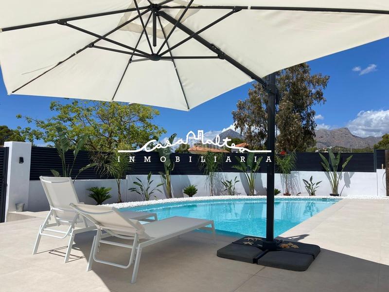 Foto 58f03fd4-6e6c-4c0a-b8f4-ef230b1e4cb7. Casa amb piscina a El Tossal-Bello Horizonte Nucia (la)