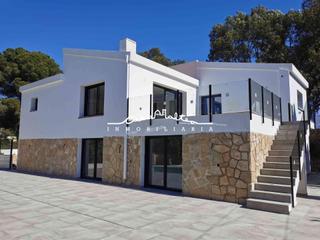 Casa en Pueblo-Ubanizaciones. Casa a estrenar en alfaz del pi