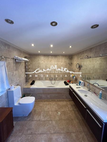 Foto 4b5bf81a-db30-4c96-85a0-63a6e6e27a2e. Chalet  en lalbir! en L´Albir Alfàs del Pi (l´)