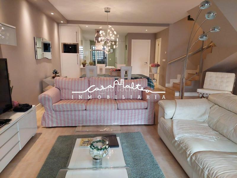 Foto 493afa34-2208-473b-87c3-c0e0621e983a. Alquiler chalet alquiler de chalet adosado en albir en Alfàs del Pi (l´)