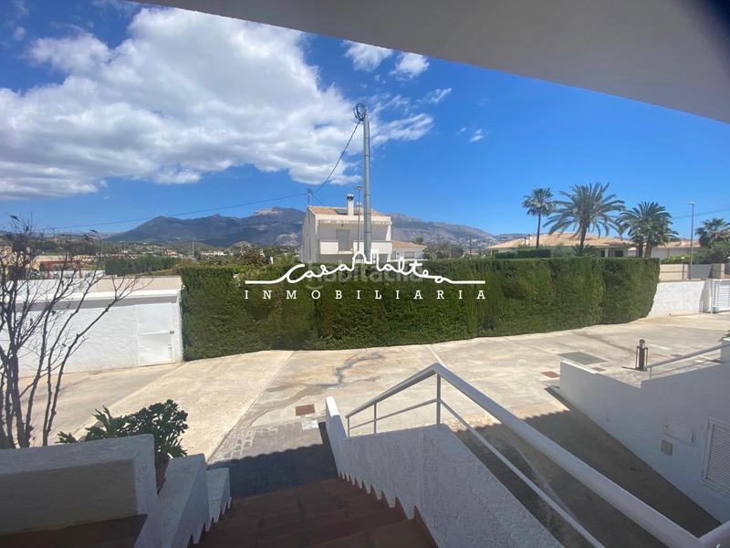 Foto 8486af86-4a36-4cd6-a704-136d27c2efbf. Zweistöckige wohnung mit heizung parking pool in Altea ciudad Altea