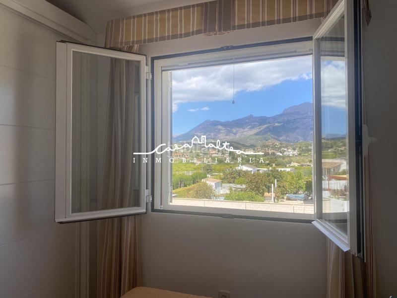 Foto 90f4b367-b0a1-45dc-b735-4681f8940c9f. Zweistöckige wohnung mit heizung parking pool in Altea ciudad Altea