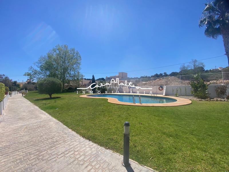 Foto b99f88f7-8a79-44dd-96c7-5327ae8ef426. Zweistöckige wohnung mit heizung parking pool in Altea ciudad Altea