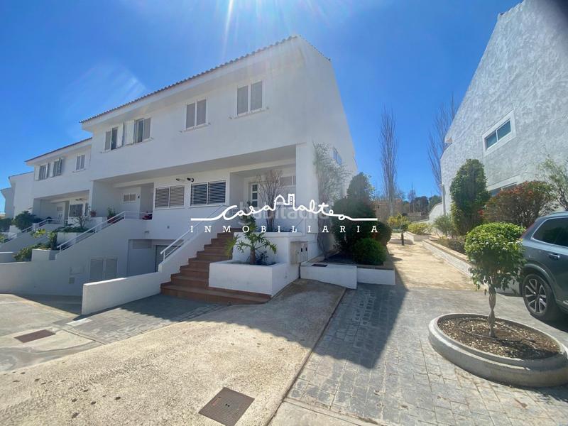 Foto cd601b71-27e0-45e7-b3d2-5208e11f9789. Zweistöckige wohnung mit heizung parking pool in Altea ciudad Altea