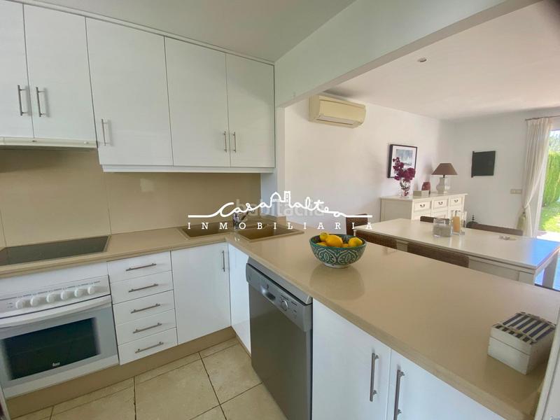 Foto cf19cd47-fce0-4cf5-b2d8-8ad0851163eb. Zweistöckige wohnung mit heizung parking pool in Altea ciudad Altea