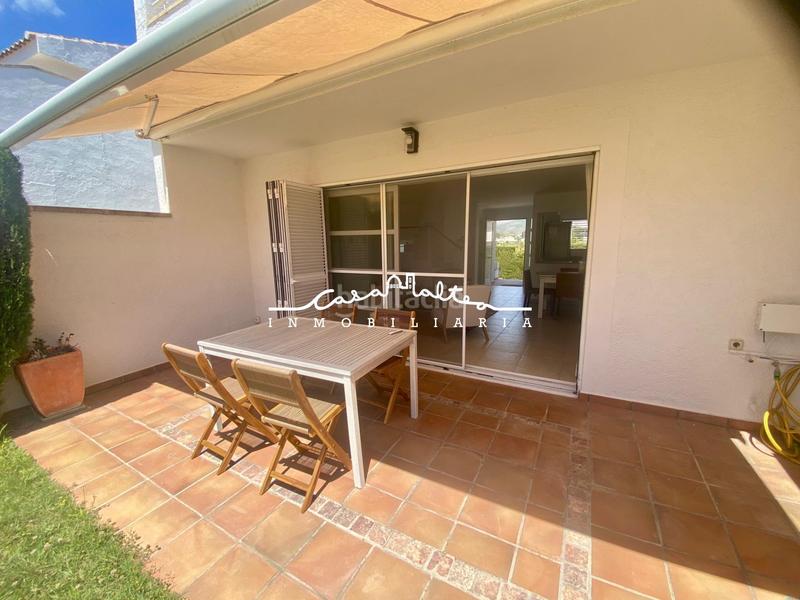 Foto dbd1a704-9632-4b39-b059-192bc491b7e1. Zweistöckige wohnung mit heizung parking pool in Altea ciudad Altea