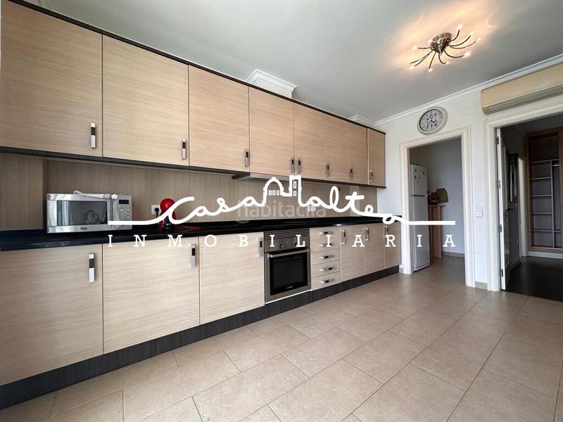 Foto 373b87a6-4b7b-4947-a2b1-01ea1e5ed617. Chalet con parcheggio piscina in Altea la vella Altea