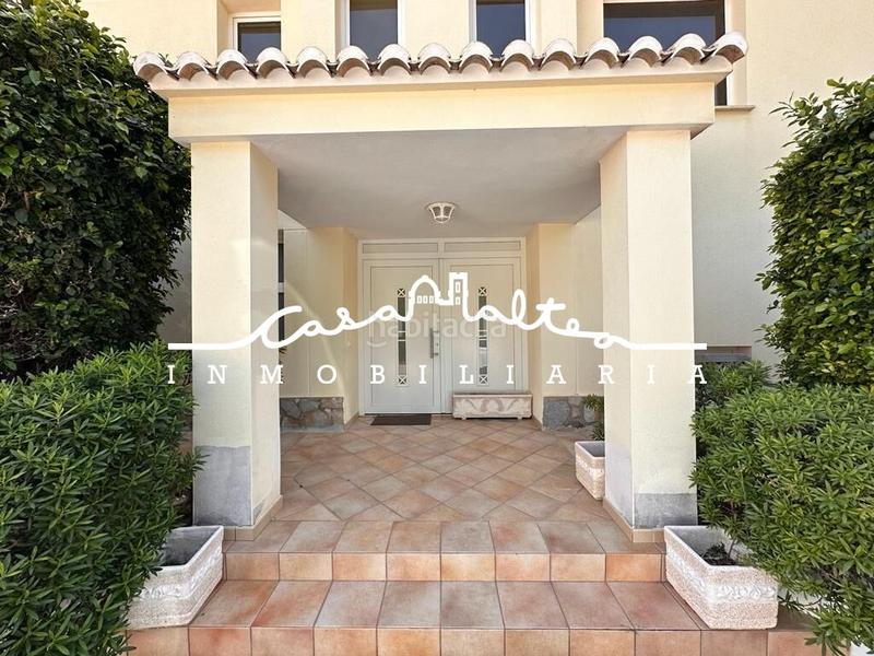 Foto 84bd5787-a456-41e6-b427-d79fc783c9d1. Chalet con parcheggio piscina in Altea la vella Altea