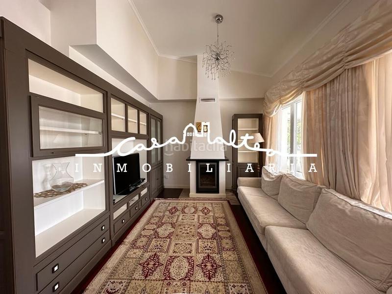 Foto c2e1b559-5de5-4685-903b-3021e3d4b26f. Chalet con parcheggio piscina in Altea la vella Altea