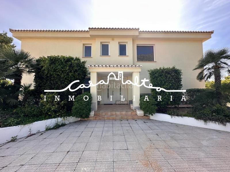 Foto fc1c335f-9163-469a-9e27-0ce4164c7372. Chalet con parcheggio piscina in Altea la vella Altea
