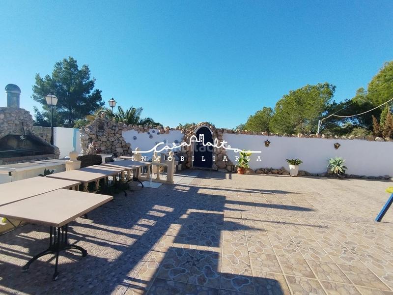 Foto efd40fd8-503b-43d1-bf09-2e0278251a74. Chalet con parcheggio piscina in Barranco Hondo Nucia (la)