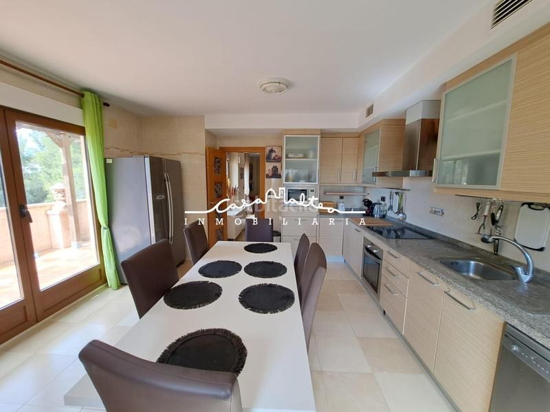 Foto 27bd19f0-b4d9-45d9-850b-40f280ff0c5a. Chalet se vende chalet la vella en Altea la vella Altea