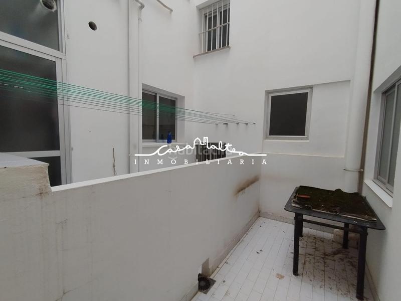 Foto 3642d402-a56c-4e23-85a8-da9ce9855bcf. Alquiler local comercial en alquiler amplio local para solo 68 meses en Altea