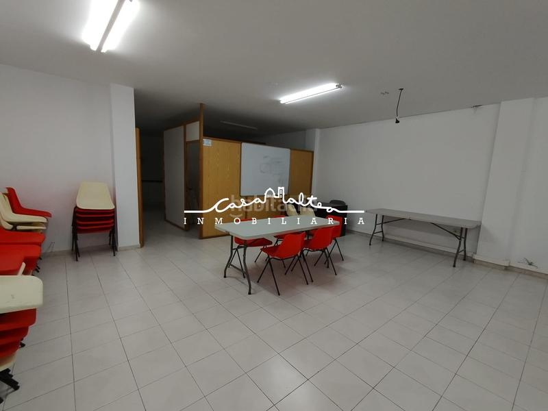 Foto 3bd82e9e-ec89-43df-afe8-9ecfed06caad. Alquiler local comercial en alquiler amplio local para solo 68 meses en Altea