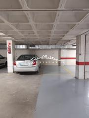 Miete Autoparkplatz in Altea Ciudad. Se alquila garaje céntrico en altea