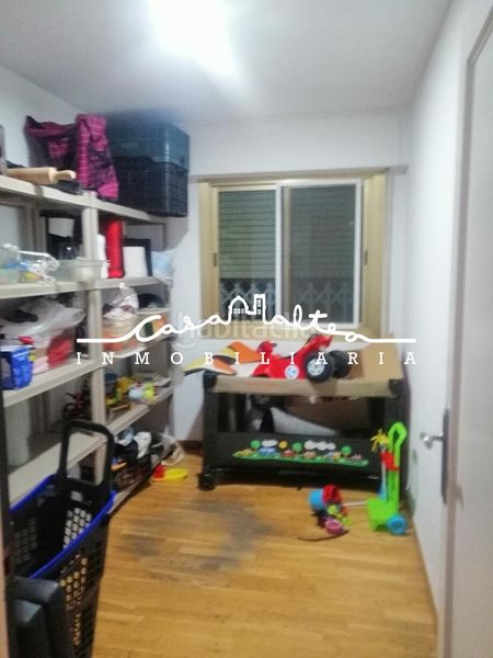 Foto a94fa69a-2278-4850-9010-d01492f4a3e6. Àtic amb calefacció a Colonia Madrid Benidorm