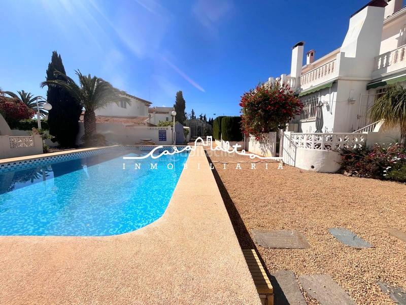 Foto e019f44a-d1c3-41bb-983f-cecfa67d7ded. Apartamento en venta apartamento en planta baja con 2 terrazas en bello horizonte en Nucia (la)