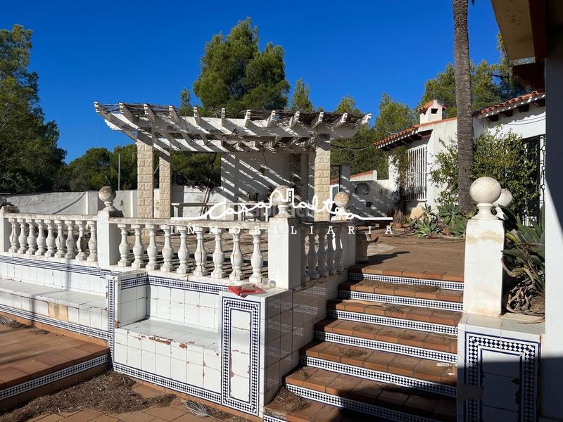 Foto f0707c9a-ee0c-4117-a3f3-6c89519354b2. Casa amb aparcament piscina a Altea la vella Altea