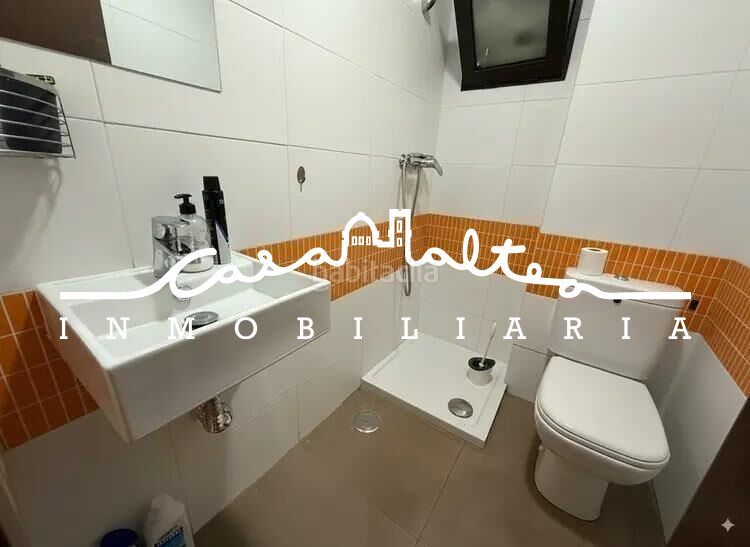 Foto 40b64af3-79f9-431c-857b-281fcf4d1faf. Pis a La Nucia Pueblo Nucia (la)