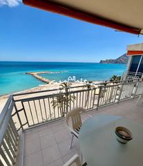 Dachwohnung in Altea Ciudad. En venta ático con fantásticas vistas despejadas al mar en altea