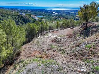 Terreny residencial a Callosa d´en Sarrià. Se vende parcela urbanizable en la urbanización santa clara