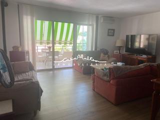 Apartament a La Nucia Pueblo. En venta luminoso piso en la nucia