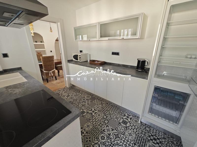 Foto 19b92ed9-c9d7-4c72-b69b-8d3d73e73282. Piccolo appartamento con riscaldamento parcheggio piscina in Altea