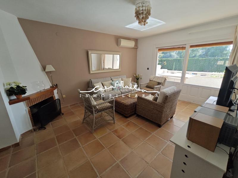 Foto 221a48d3-a984-48af-95be-a3b1e882e645. Piccolo appartamento con riscaldamento parcheggio piscina in Altea