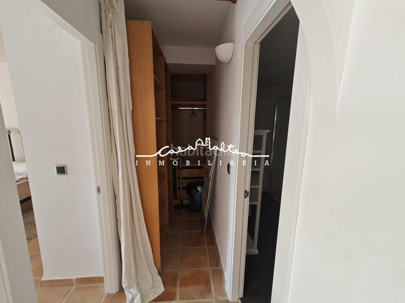 Foto abd786d9-a2bf-4ff0-bf02-62a0bccc475a. Piccolo appartamento con riscaldamento parcheggio piscina in Altea