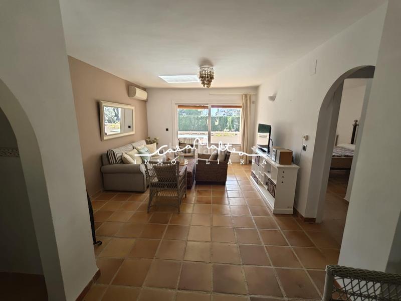 Foto ae1022d1-a709-49b0-8b4e-c3ce072f2f5e. Piccolo appartamento con riscaldamento parcheggio piscina in Altea