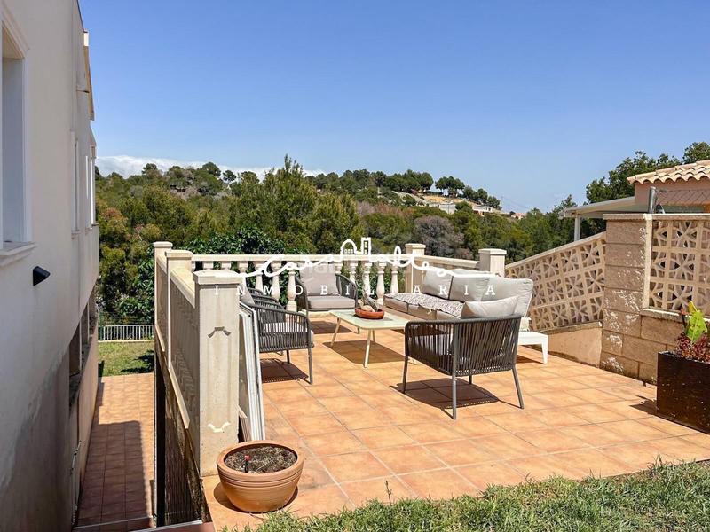 Foto 8f2f438e-a62d-48ee-b973-82b7a2be904b. Chalet avec parking dans Escandinavia-Cautivador Alfàs del Pi (l´)